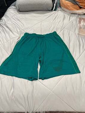 Nike Dri-FIT Big Swoosh Wrap Basketball Shorts Teal Green Men's Size XL